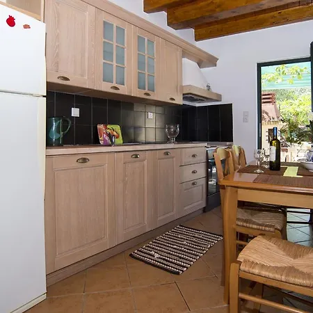 Nandia & Apartament *